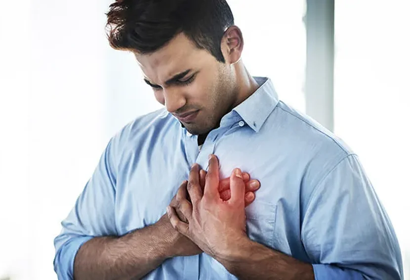 Cardiac Arrest vs Heart Attack: Difference, Symptoms & Emergency Treatment